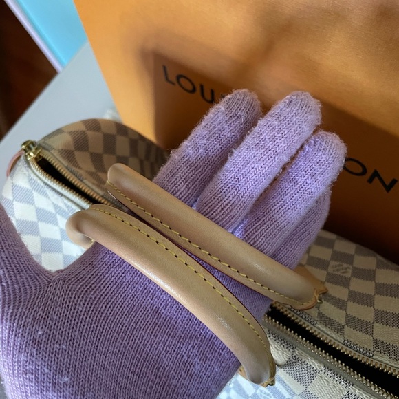 SOLD 😻 - Picture 6 of 12